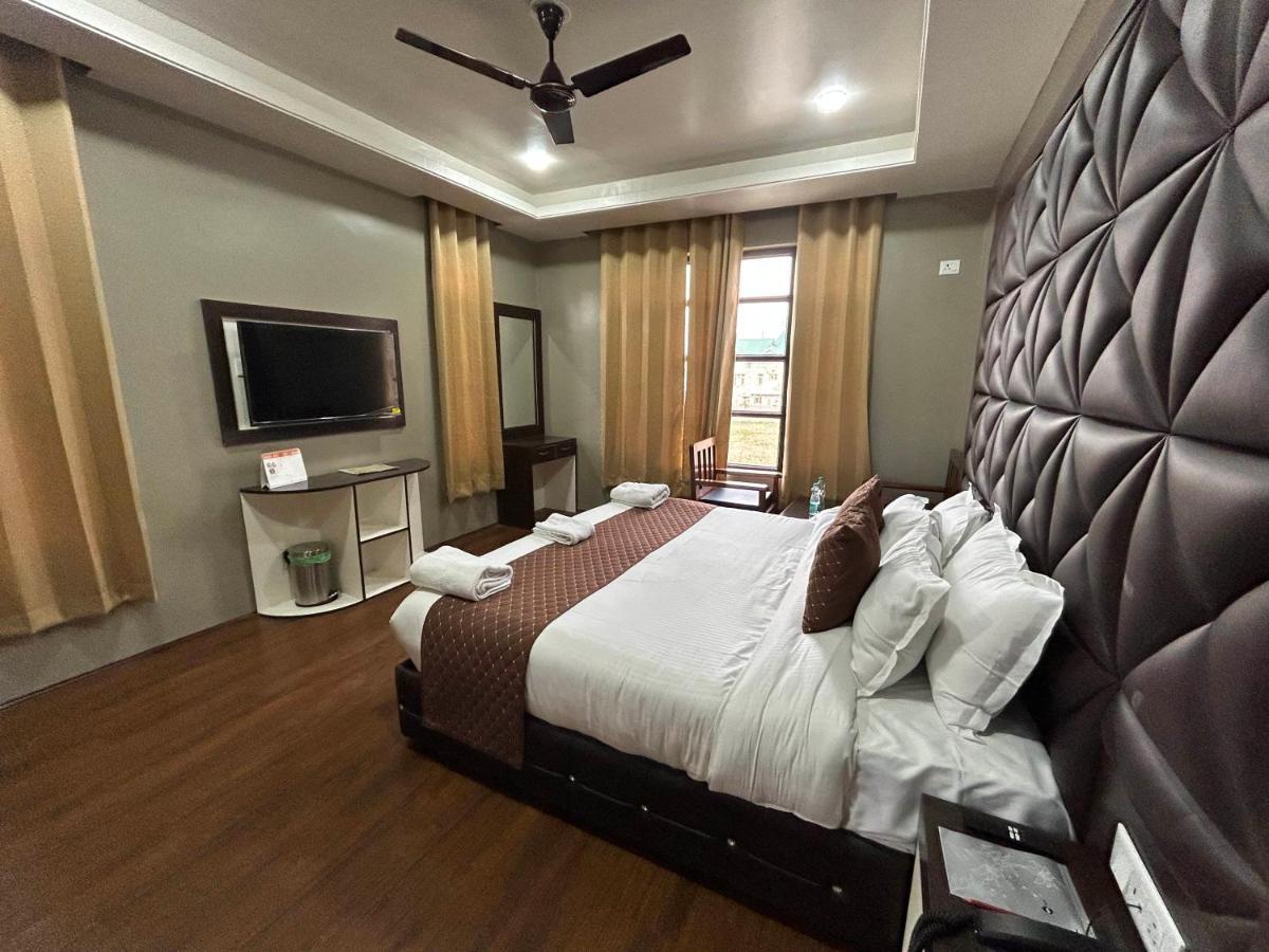 Fair Mount, Airport Road, Humhama Srinagar Hotel Eksteriør billede